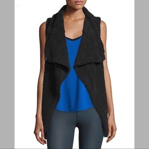 Alo yoga vest in black